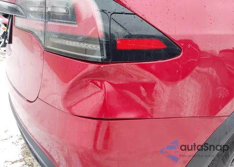 2026 Tesla Model X All-Wheel Drive из США, поврежденный, VIN 7SAXCBE5XTF473970